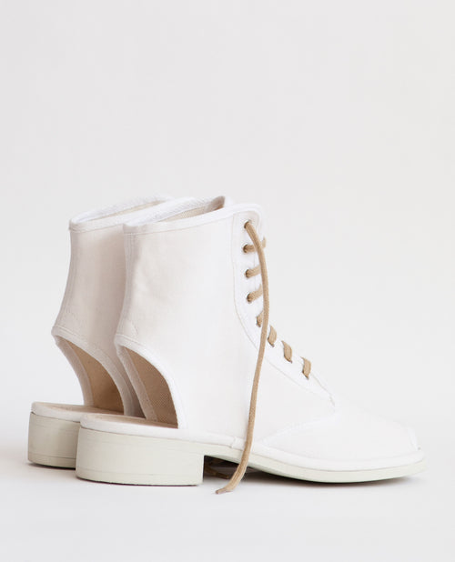 Garbo White Cotton Boot